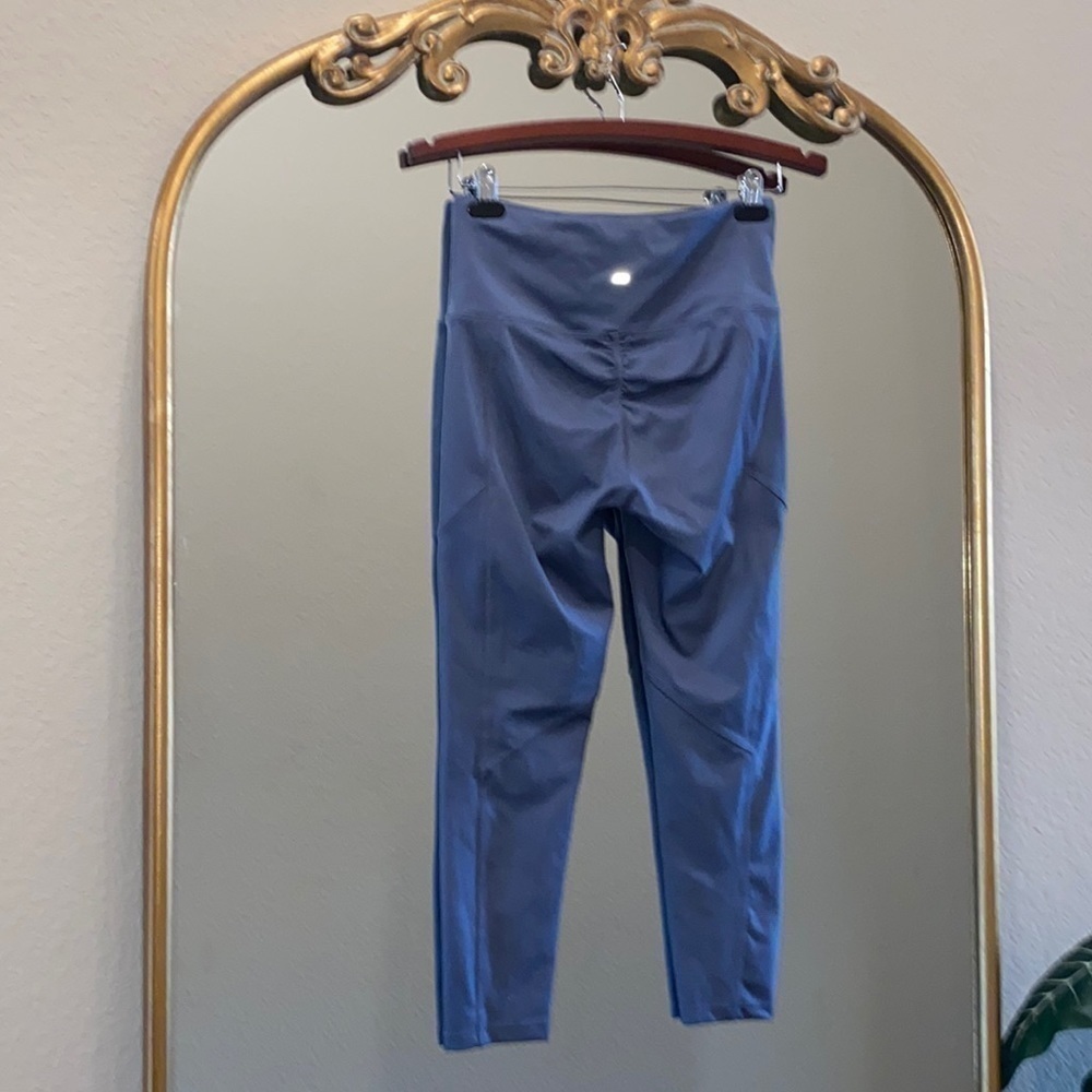 Marika Leggings Ruched Back Size L - Picture 3 of 5